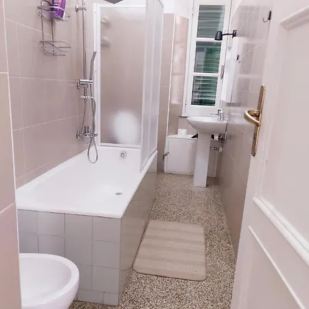 Brignole C * ג'נובה